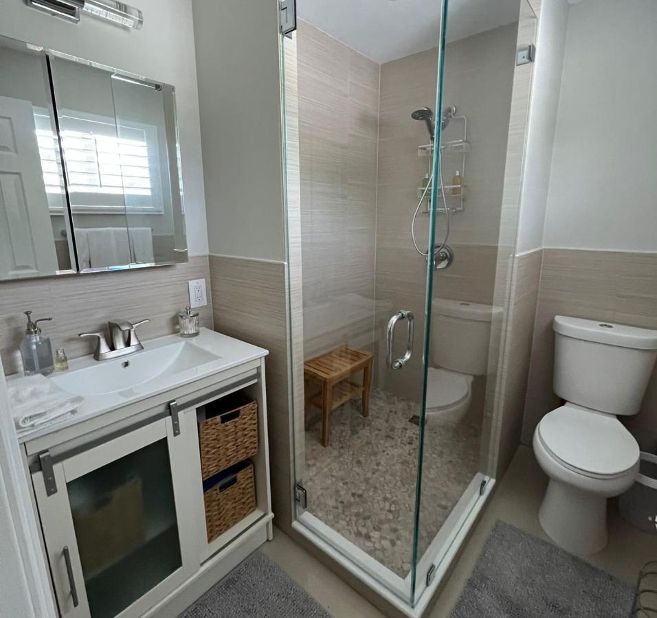 Casa806 Men Only Guest House 劳德代尔堡 外观 照片